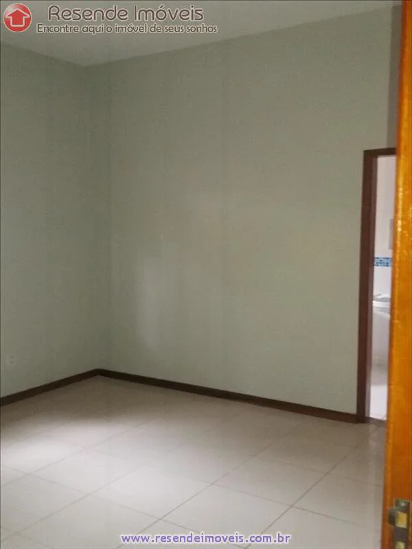 Foto 2 de 18 - Casa comercial para venda em Vila Julieta