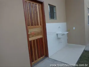 Casa para venda em Parque Embaixador