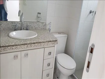 Apartamento para aluguel em Comercial