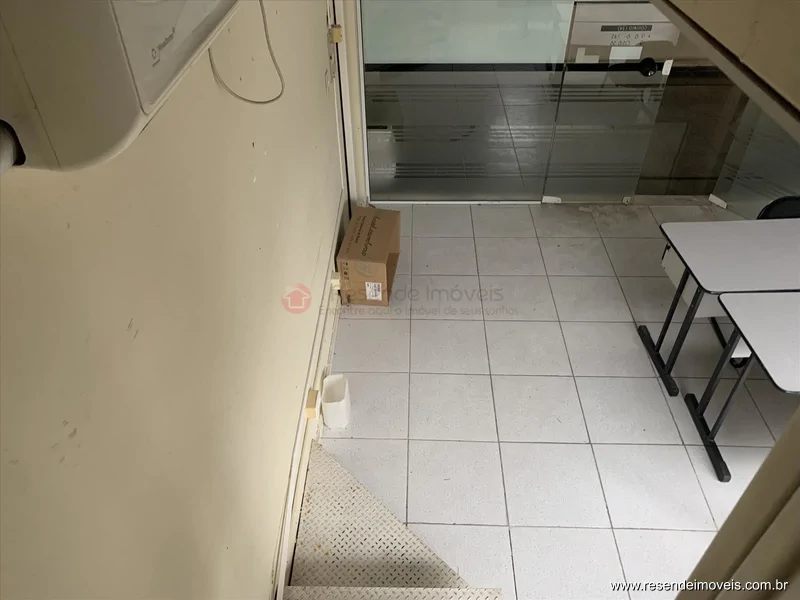 Foto 5 de 11 - Sala Comercial para venda e aluguel em Manejo