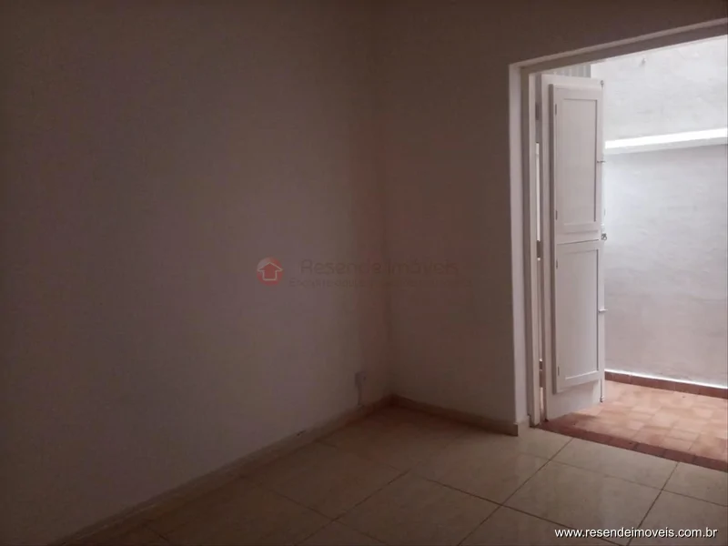 Foto 1 de 6 - Casa para aluguel em Centro