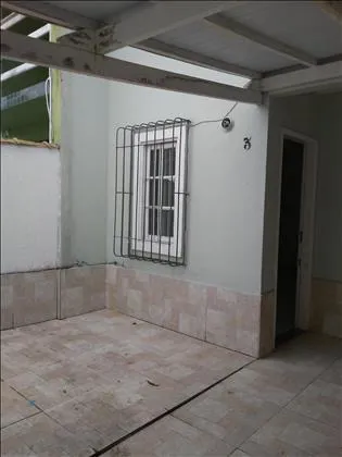 Casa para venda e aluguel em Montese