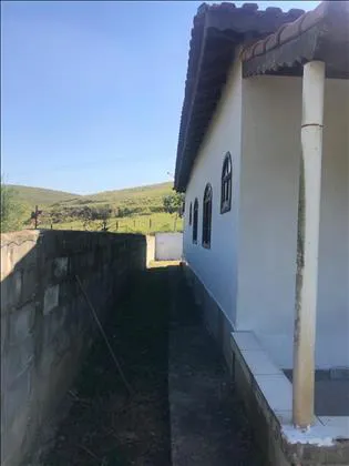 Casa para venda e aluguel em Lava-pés