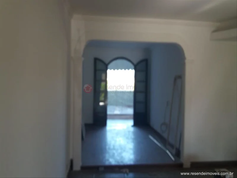 Foto 7 de 12 - Casa para venda e aluguel em Jardim Brasília