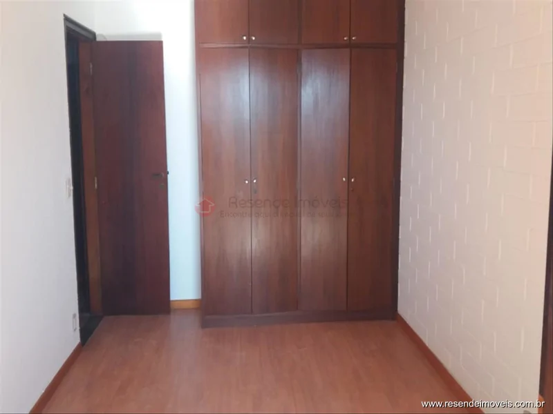 Foto 5 de 12 - Casa para venda e aluguel em Jardim Brasília