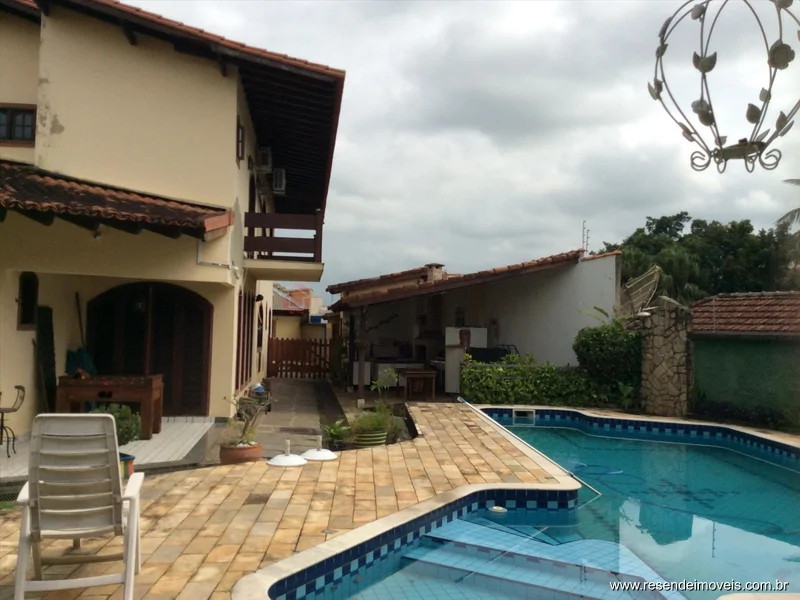 Foto 2 de 30 - Casa para venda em Jardim Brasília