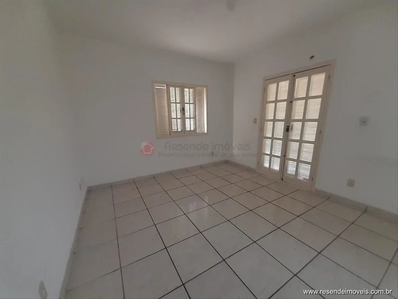 Foto 3 de 33 - Casa para aluguel em Montese