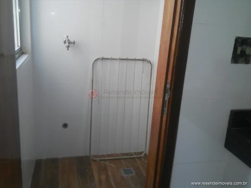 Foto 4 de 20 - Apartamento para venda e aluguel em Comercial