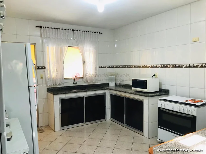 Foto 1 de 13 - Casa para venda em Monet