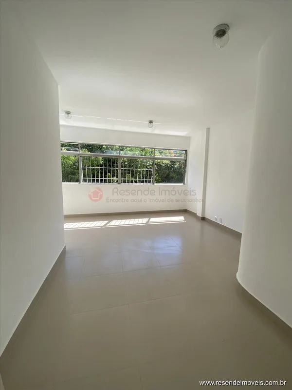 Foto 3 de 12 - Apartamento para aluguel em Jardim Tropical