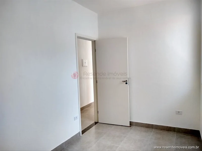 Foto 21 de 37 - Casa para venda em Jardim Aliança II