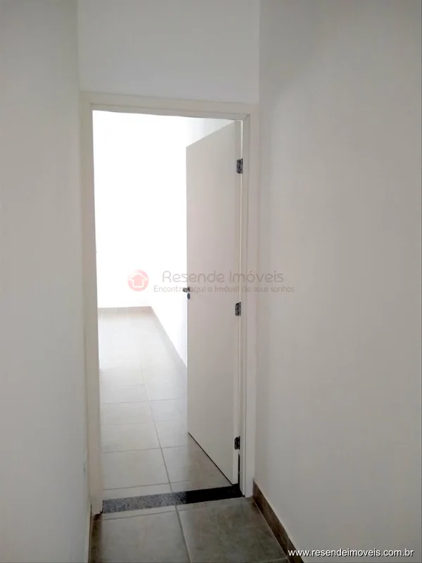 Foto 31 de 37 - Casa para venda em Jardim Aliança II