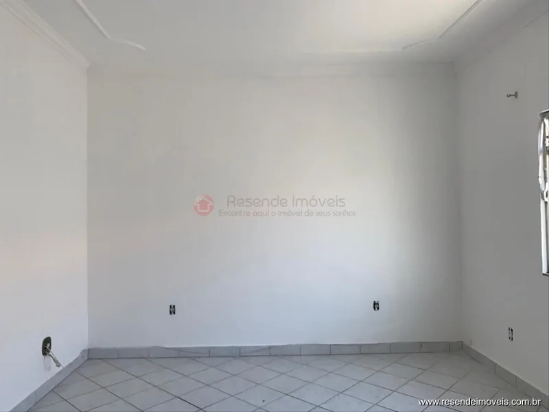 Foto 12 de 22 - Casa para aluguel em Montese