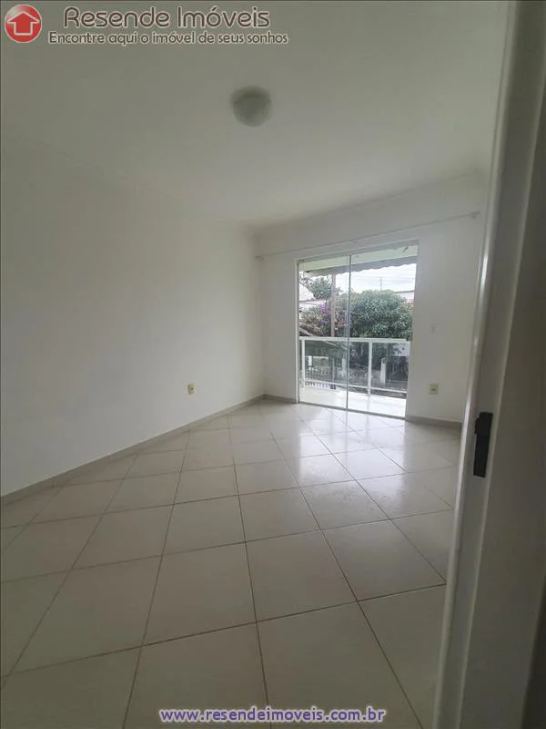 Foto 10 de 15 - Casa para aluguel em Vila Adelaide