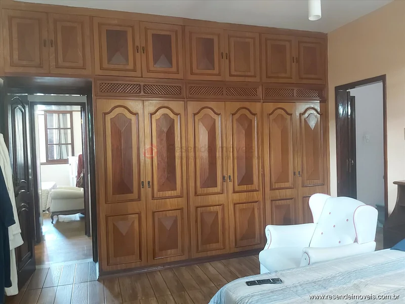 Foto 1 de 51 - Casa para venda em Centro