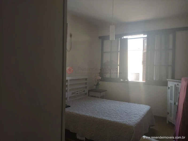 Foto 33 de 51 - Casa para venda em Centro