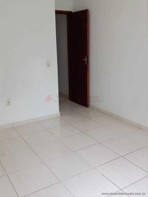 Foto 2 de 12 - Casa para venda em Jardim do Sol