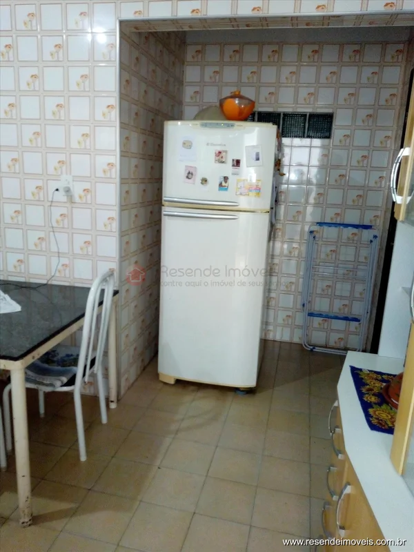 Foto 1 de 15 - Casa para venda em Centro