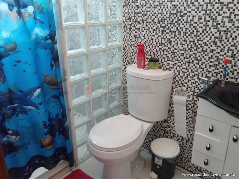 Foto 2 de 38 - Casa para venda em Casa da Lua