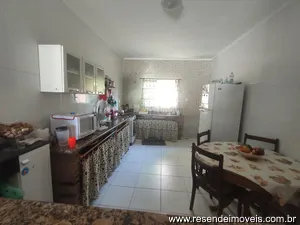 Casa em condomínio para venda em Casa da Lua