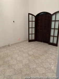 Casa para aluguel em Vila Julieta
