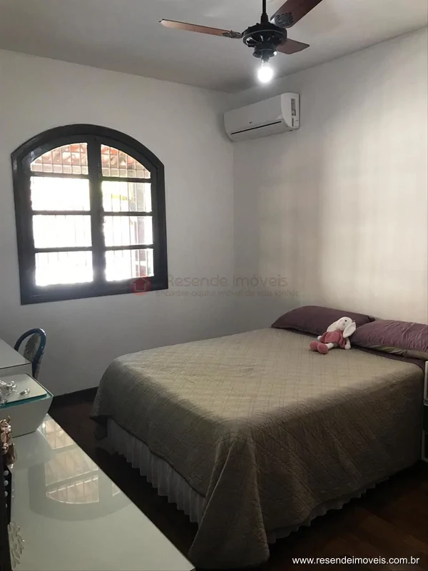 Foto 1 de 23 - Casa para venda em Jardim Brasília