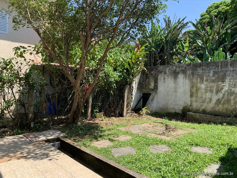 Foto 30 de 42 - Casa em condomínio para venda em Jardim Brasília