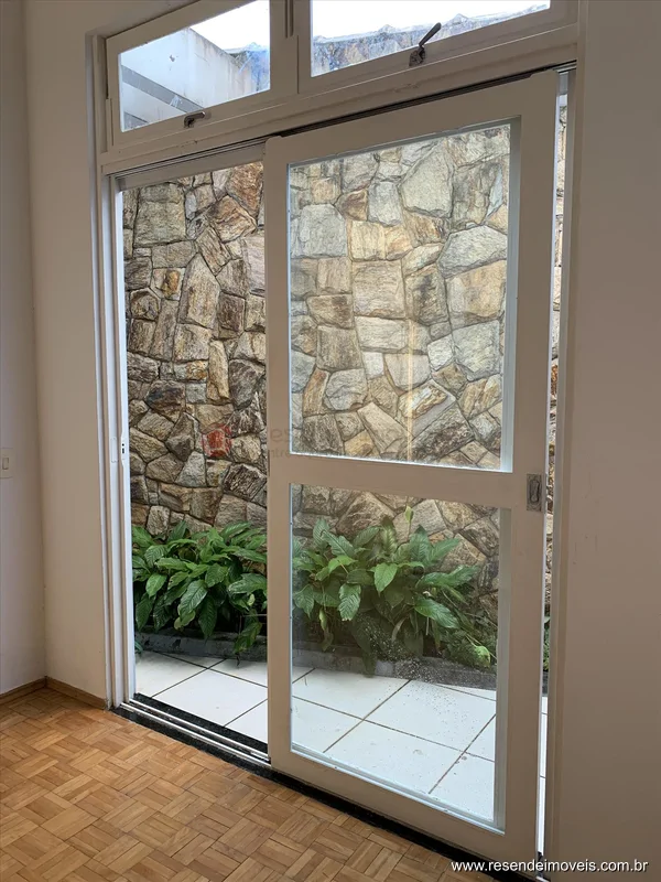 Foto 18 de 42 - Casa em condomínio para venda em Jardim Brasília