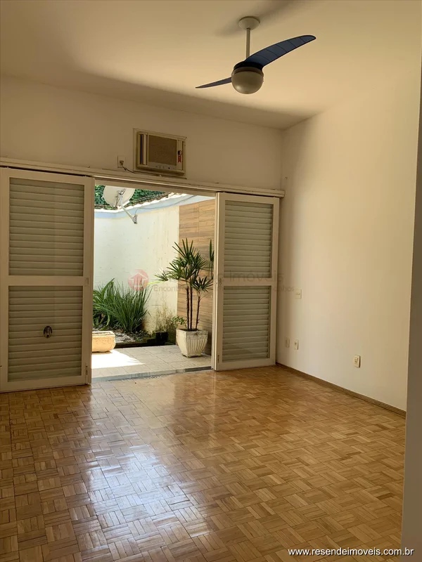 Foto 20 de 42 - Casa em condomínio para venda em Jardim Brasília