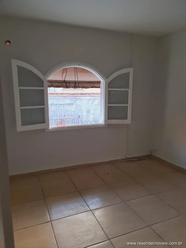 Foto 5 de 31 - Casa para aluguel em Vila Santa Cecília
