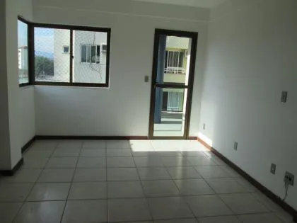 Apartamento para aluguel em Comercial