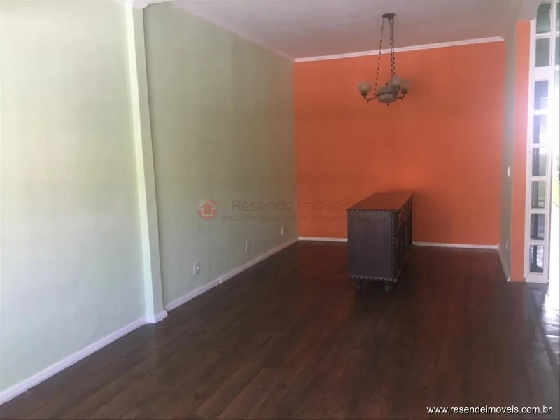 Foto 2 de 35 - Casa para venda em Montese