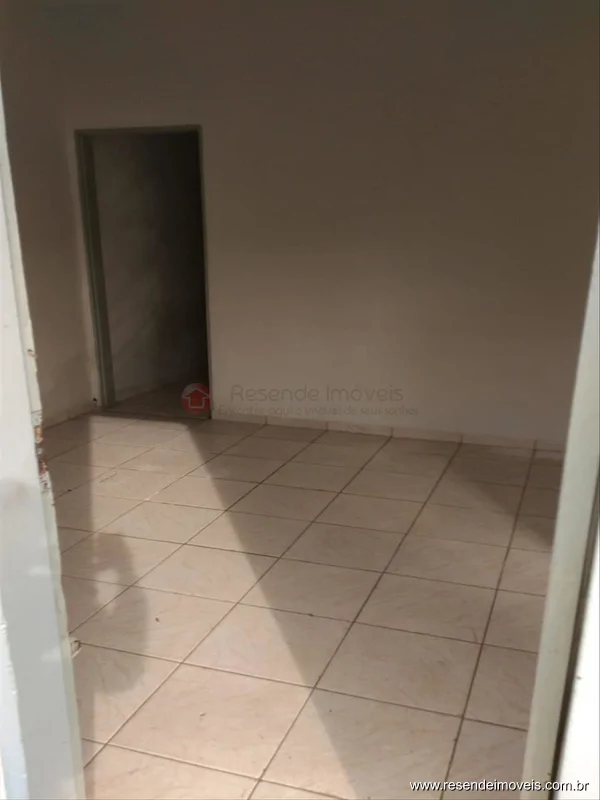 Foto 1 de 8 - Casa para aluguel em Vila Julieta