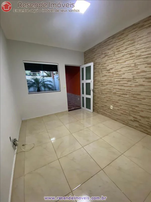 Foto 4 de 11 - Casa para aluguel em Morada do Contorno