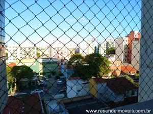 Apartamento para aluguel em Comercial