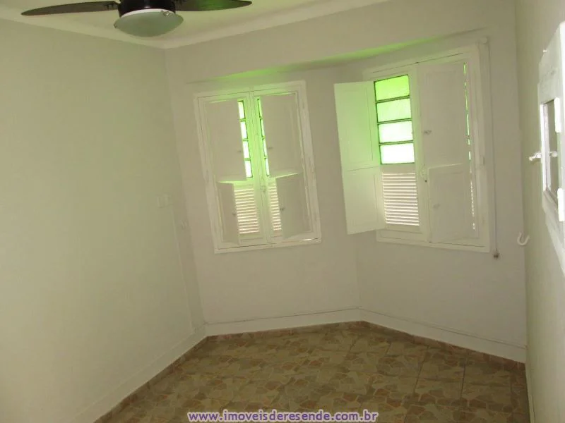 Foto 2 de 12 - Casa para aluguel em Centro