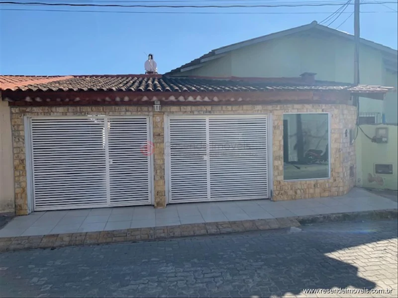 Foto 1 de 15 - Casa para aluguel em Jardim Alegria