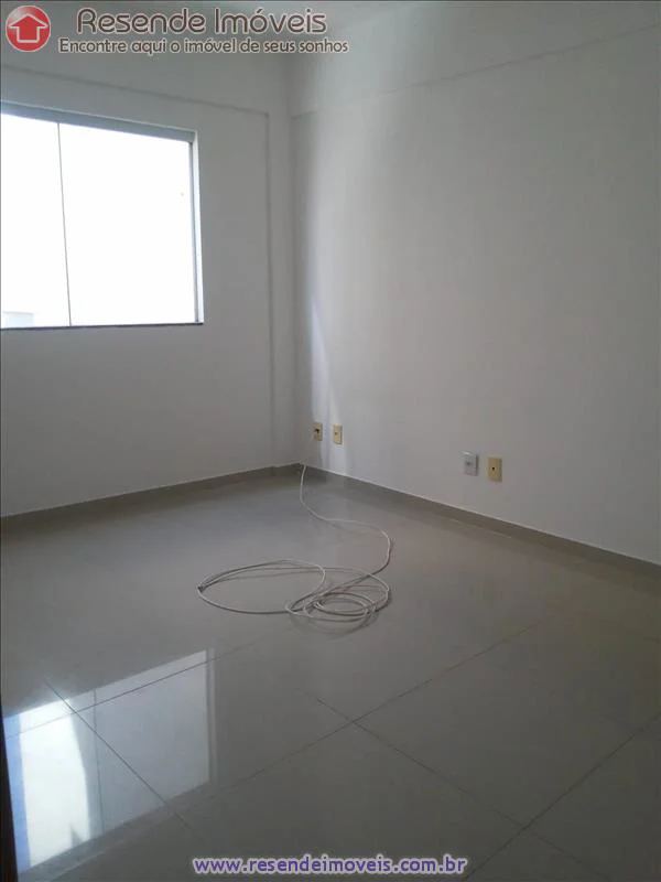 Foto 8 de 13 - Apartamento para venda em Morada do Castelo