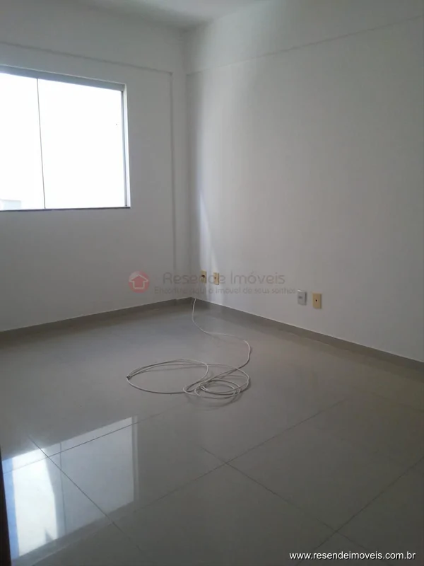 Foto 10 de 13 - Apartamento para venda em Morada do Castelo