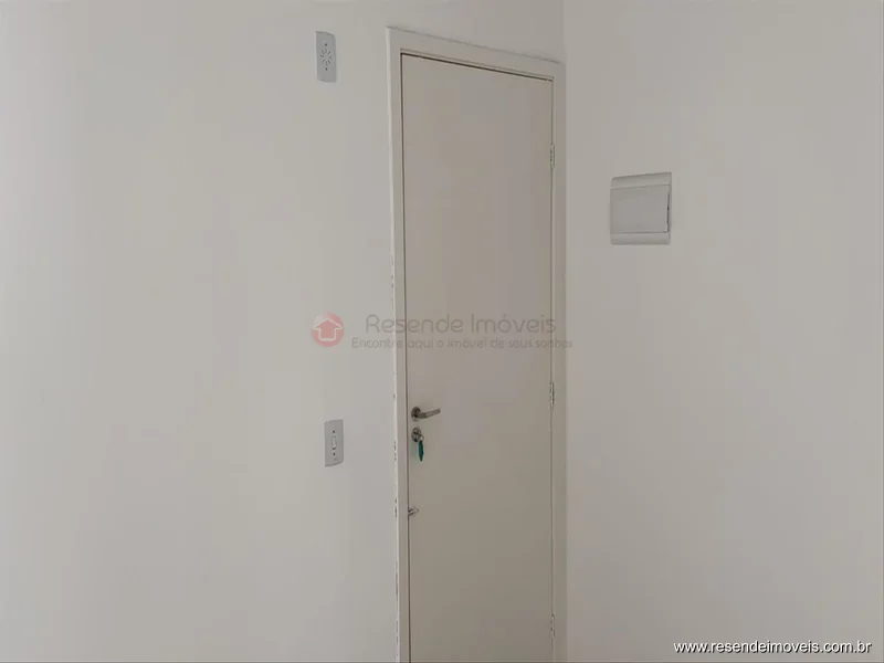 Foto 1 de 15 - Apartamento para aluguel em Cabral