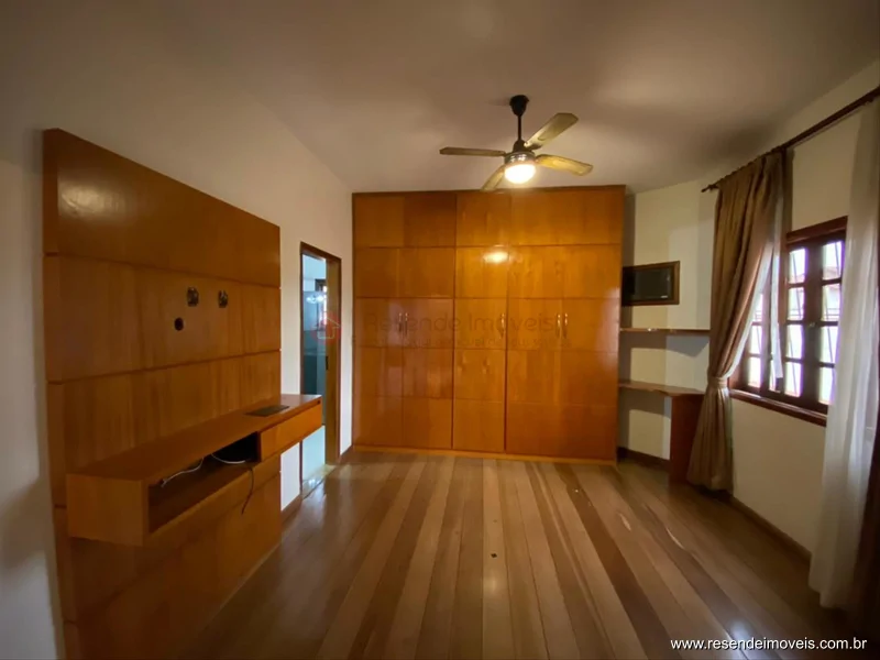 Foto 2 de 20 - Casa para aluguel em Montese