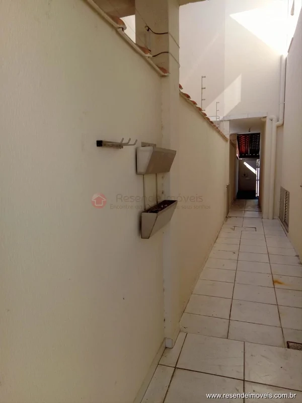 Foto 2 de 20 - Casa para aluguel em Jardim Aliança II