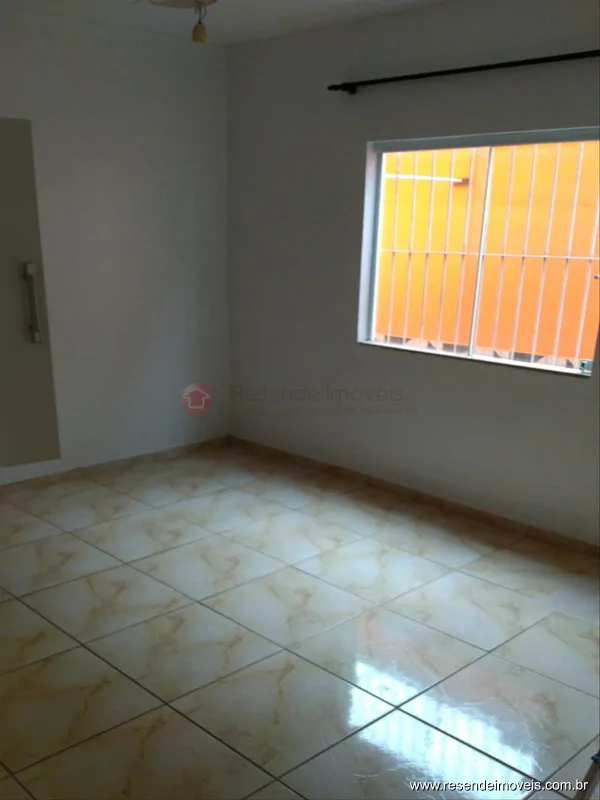 Foto 2 de 18 - Casa para aluguel em Jardim Aliança II