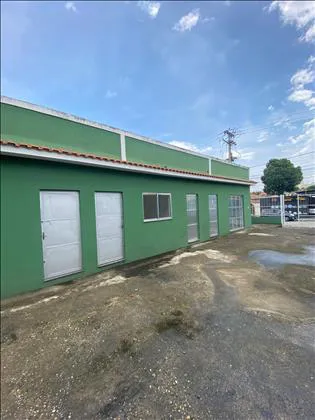 Galpão para aluguel em Montese