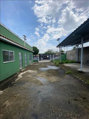 Galpão para aluguel em Montese