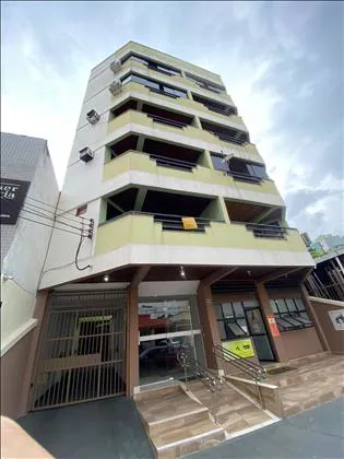 Apartamento para aluguel em Comercial