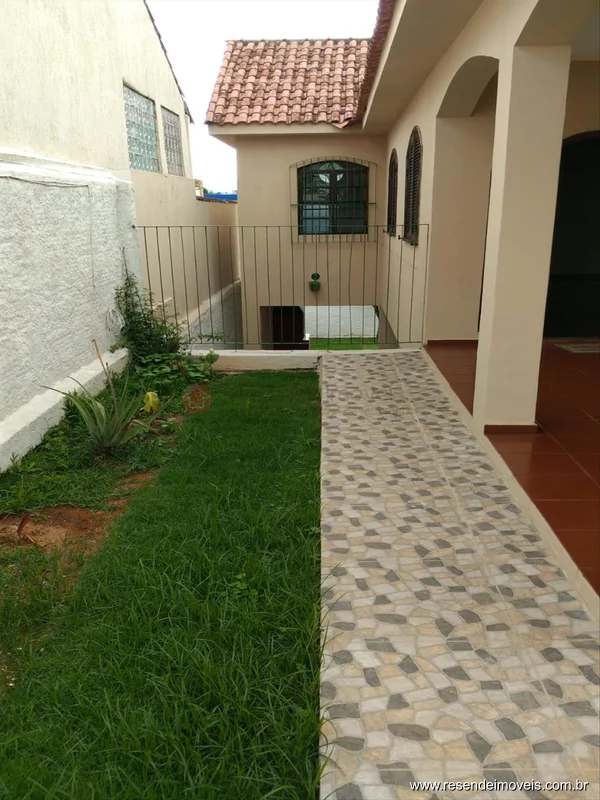 Foto 6 de 36 - Casa para venda em Montese