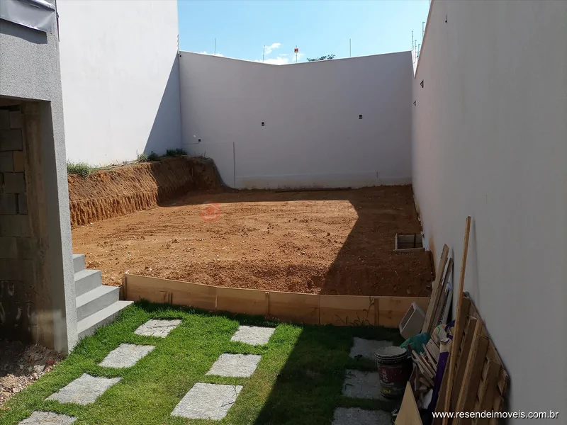 Foto 1 de 38 - Casa para aluguel em Morada da Colina