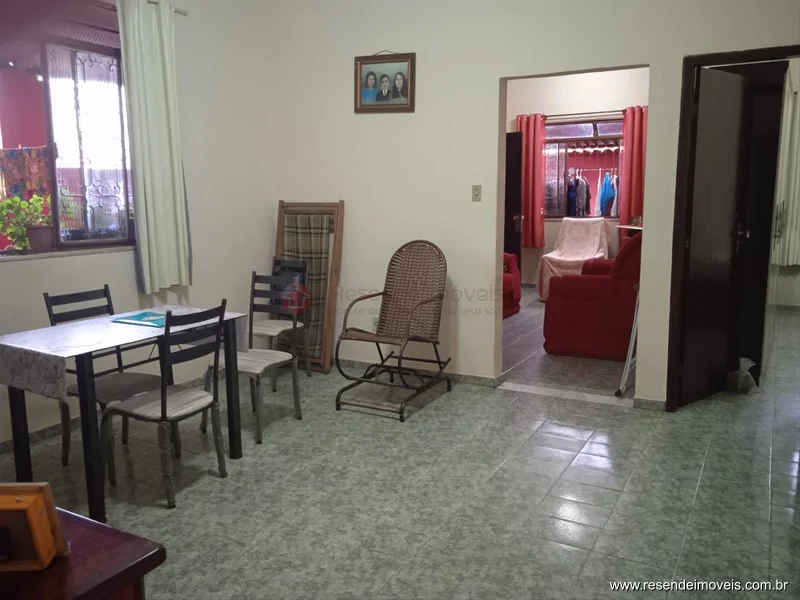 Foto 4 de 13 - Casa para venda em Centro