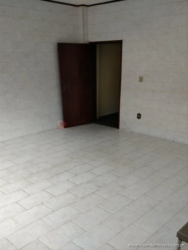 Foto 23 de 24 - Casa para aluguel em Montese